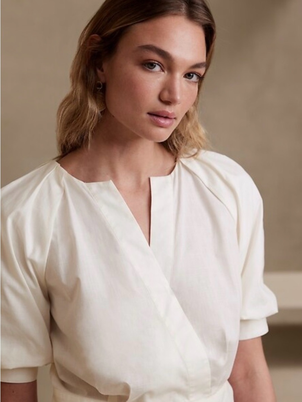 Banana Republic Factory Cropped Wrap-Front Top Ivory Size L